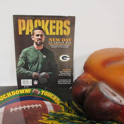 GB Packers Brat Bun Foam Hat, Packers Magazine, Plastic Advertising Pompoms, Football Plate