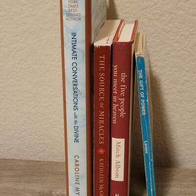Lot 549: Book lot