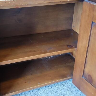Lot 557: Small Cabinet 