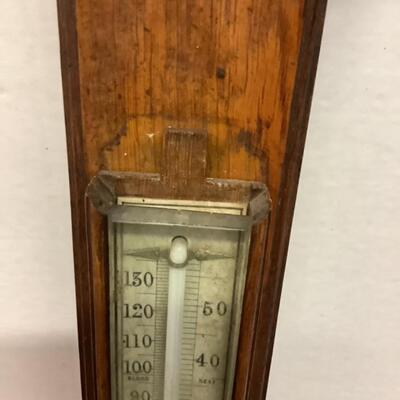 402. Antique Husbands & Clarke Opticians Barometer 