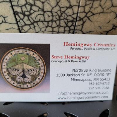 Lot 562: Hemingway Ceramics Vessel by Steve Hemingway 