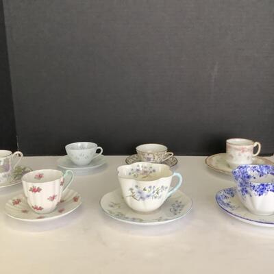 407. Shelley, Wedgwood, Limoge, Tea Cups & Saucer Lot 