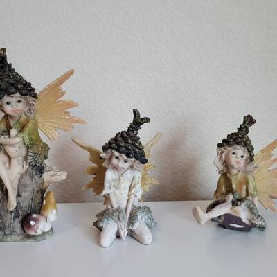 Lot 566: (3) Fairies - one has broken legs