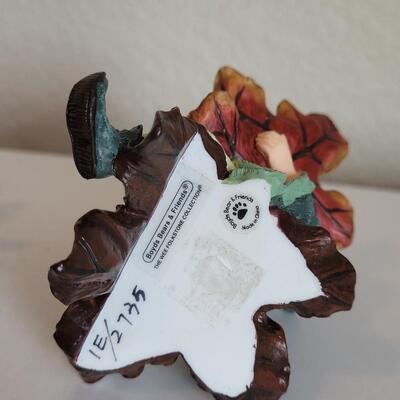 Lot 567: Boyd's Bears The Wee Folkstone Collection Fairies on Leaves