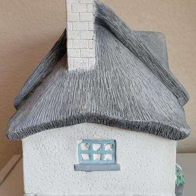 Lot 568: Outdoor Fairy House 