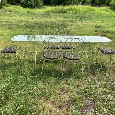 415. Mid Century 3 pc. Wrought Iron Table with Glass Top & 6  Chairs