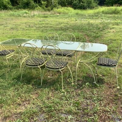 415. Mid Century 3 pc. Wrought Iron Table with Glass Top & 6  Chairs