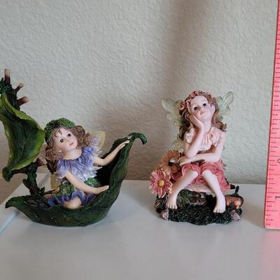 Lot 571: (2) Boyd's Bears the Wee Folkstone Collection Spring Fairies Sitting on Leaves