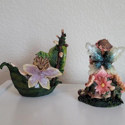 Lot 571: (2) Boyd's Bears the Wee Folkstone Collection Spring Fairies Sitting on Leaves