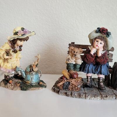 Lot 574: (2) Yesterday's Child Figures