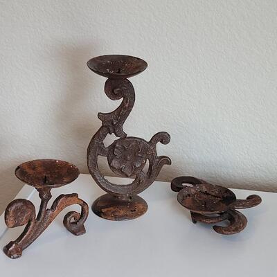 Lot 580: Metal Candle Holders