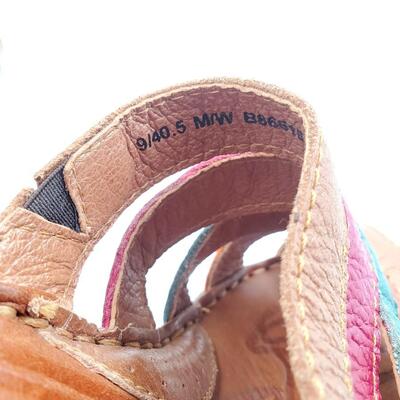 BORN LEATHER WEDGE SANDLES WITH BOX SIZE 9M