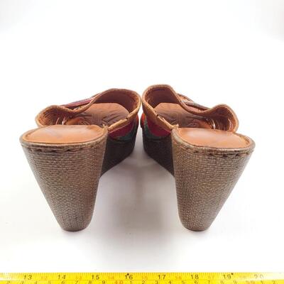BORN LEATHER WEDGE SANDLES WITH BOX SIZE 9M