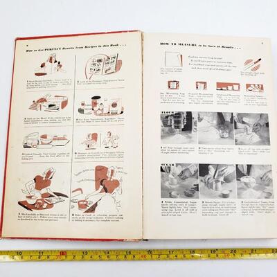 VINTAGE BETTY CROCKER'S PICTURE COOK BOOK COPYRIGHT 1950 FIRST EDITION HARDBACK PUBLISHED BY GENERAL MILLS LOT 1