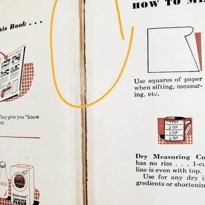 VINTAGE BETTY CROCKER'S PICTURE COOK BOOK COPYRIGHT 1950 FIRST EDITION HARDBACK PUBLISHED BY GENERAL MILLS LOT 1
