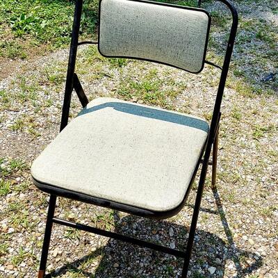 SAMSONITE VINTAGE TABLE & CHAIRS 