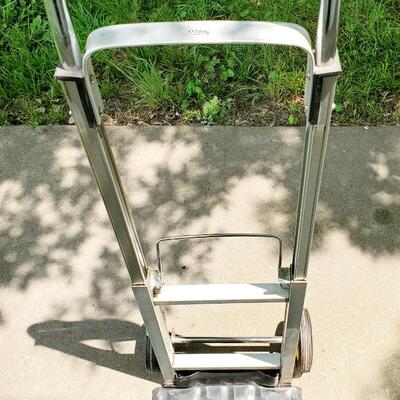 SAFCO METAL CART ON WHEELS
