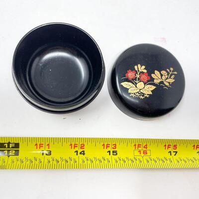 ORIENTAL-STYLE PAPER FAN AND PLASTIC TRINKET BOX