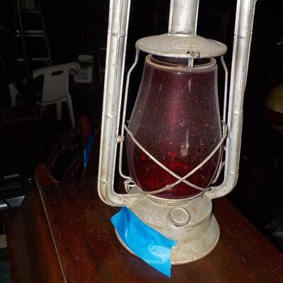 "Vintage Dietz  Red Hurricane emergency lamp".