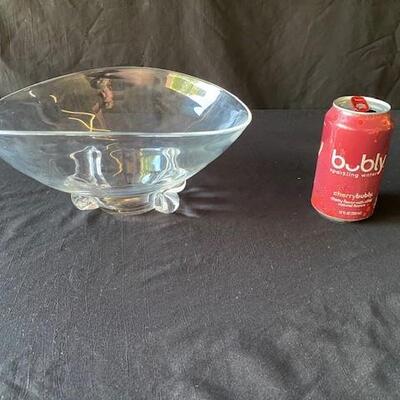 LOT#B256: Large Steuben Glass Bowl