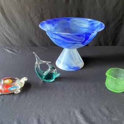 LOT#M263: Assorted Glass DÃ©cor Lot #1