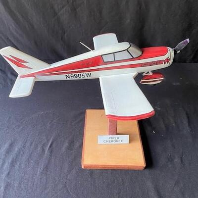 LOT#M283: Piper Cherokee Wooden Airplane Model