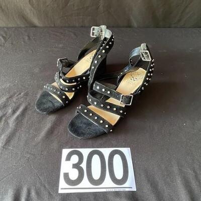 LOT#R300: Vince Camuto Ladies Footware