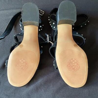 LOT#R300: Vince Camuto Ladies Footware