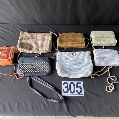 LOT#R305: Assorted Vintage Purse Lot
