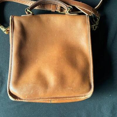 LOT#R308: Coach Satchel Bag