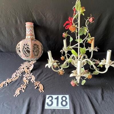 LOT#R318: Assorted Hanging DÃ©cor