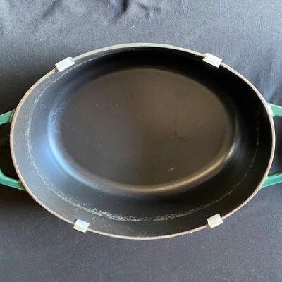 LOT#U321: La Cocotte Staub Dutch Oven