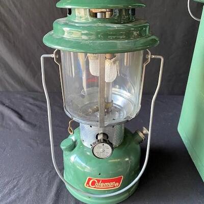 LOT#U323: Vintage Coleman Lantern