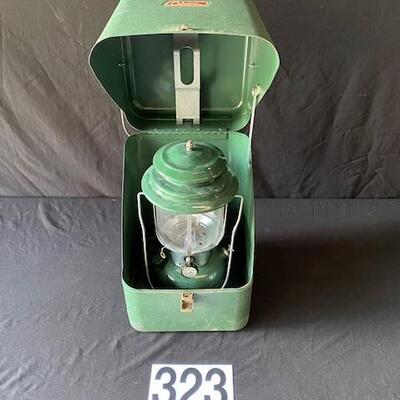 LOT#U323: Vintage Coleman Lantern