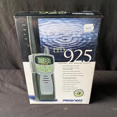 LOT#U325: NOS President 925 2 Way Marine Radio