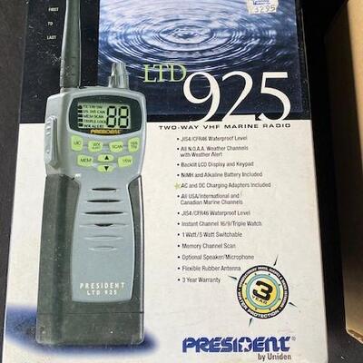 LOT#U325: NOS President 925 2 Way Marine Radio