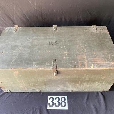 LOT#U338: Military Foot Locker