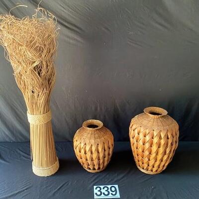 LOT#U339: Assorted Coastal DÃ©cor Lot #1