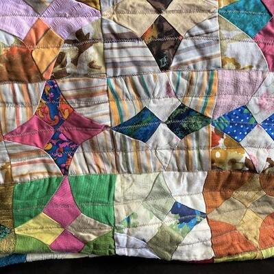 LOT#U346: Machine Sewn Patch Quilt