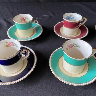 LOT#T353: Ambassador Wear Cups & Saucers