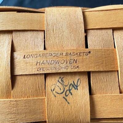 LOT#A358: Longaberger Basket Lot #1