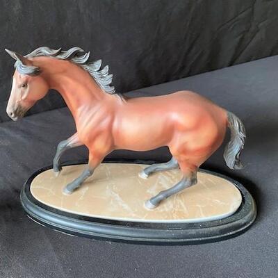 LOT#A360: Lenox Horses Late 80s/Early 90s Lot #2