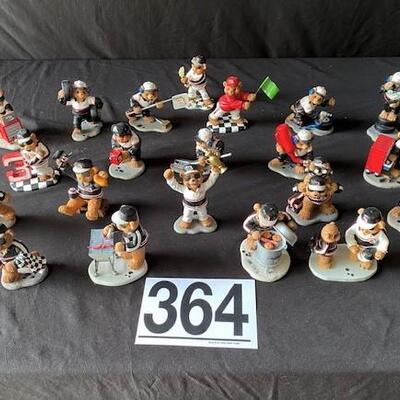 LOT#A364: Good Ole Bears Nascar Collection Lot #2