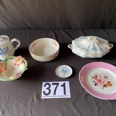 LOT#A371: Assorted Ceramic Lot #2