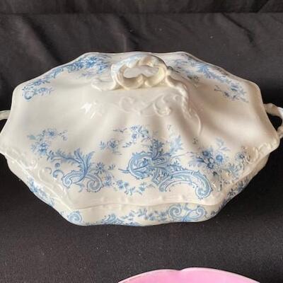 LOT#A371: Assorted Ceramic Lot #2