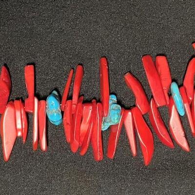 LOT#R377: Believed to be a Turquoise & Coral Necklace
