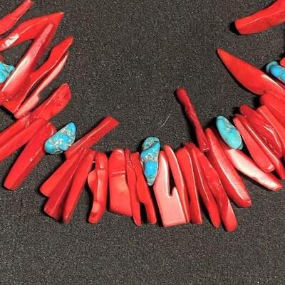LOT#R377: Believed to be a Turquoise & Coral Necklace