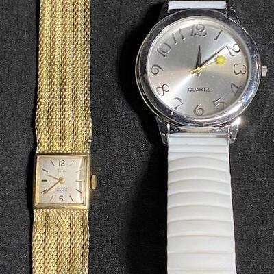 LOT#R378: Ladies Watch Lot #1