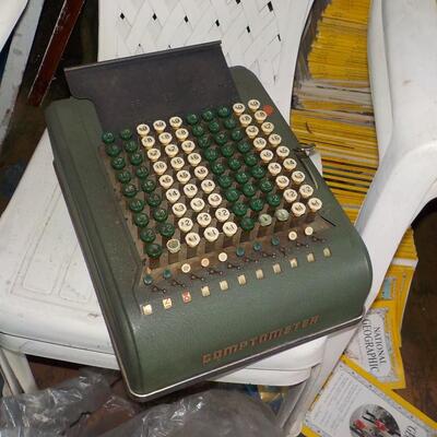"1940's Comptometer Adding machine". 