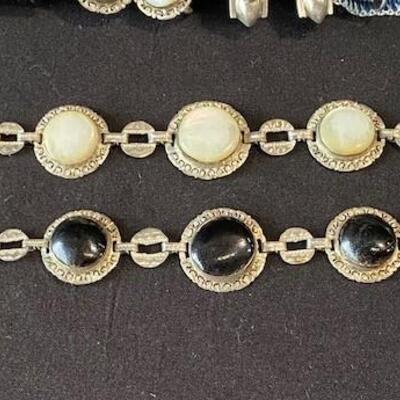LOT#F383: Tested .925 Mostly Asian Silver Jewelry Lot [114g]